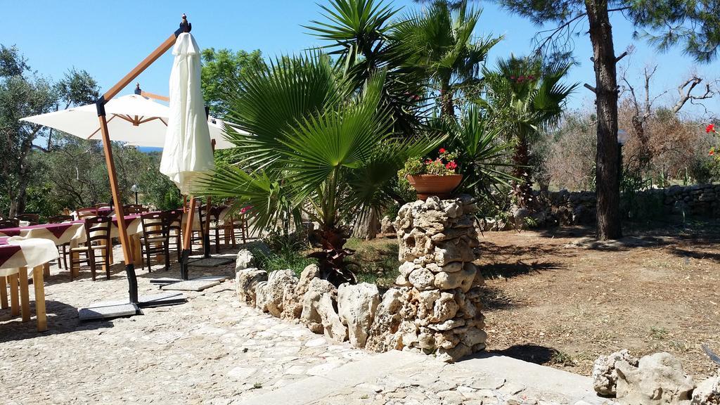 גאליפולי Agriturismo Tenuta La Siesta מראה חיצוני תמונה