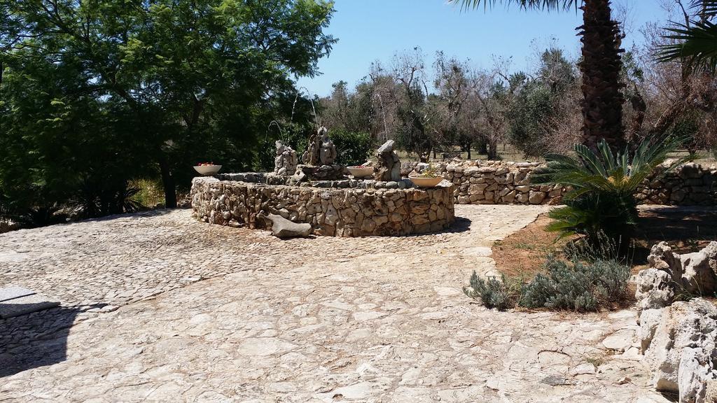 הוילה גאליפולי Agriturismo Tenuta La Siesta מראה חיצוני תמונה