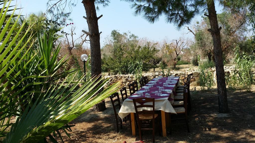 הוילה גאליפולי Agriturismo Tenuta La Siesta מראה חיצוני תמונה