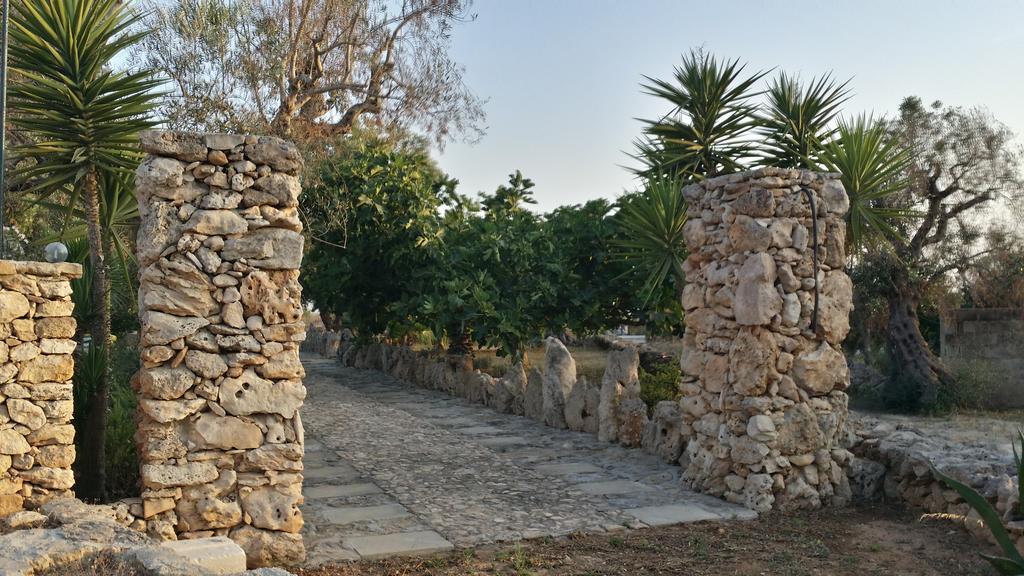 גאליפולי Agriturismo Tenuta La Siesta מראה חיצוני תמונה