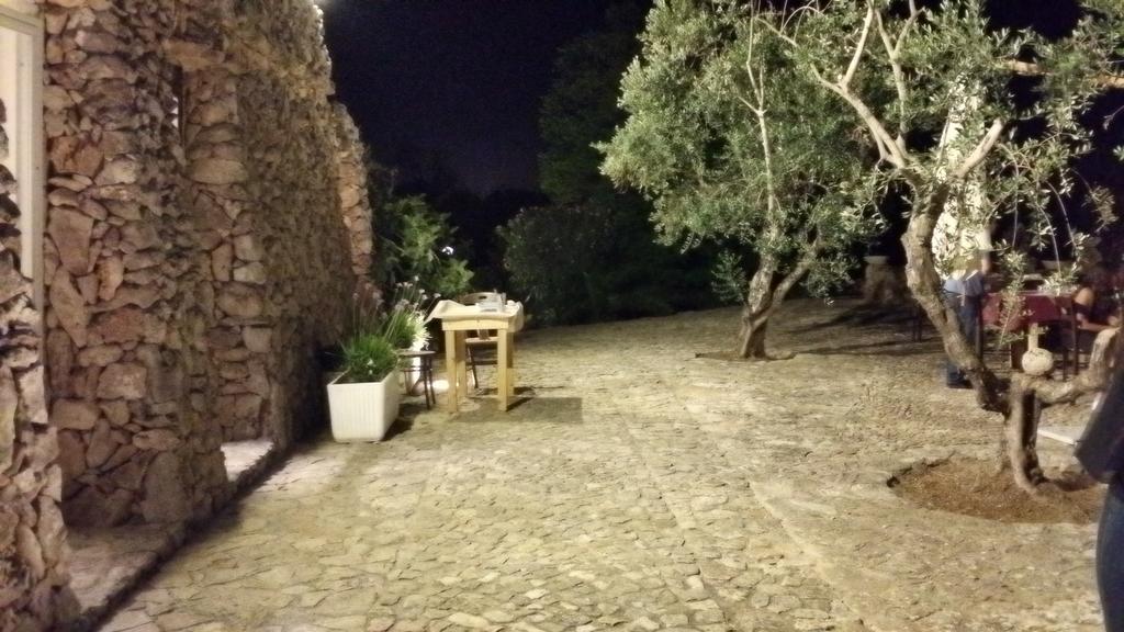 הוילה גאליפולי Agriturismo Tenuta La Siesta מראה חיצוני תמונה