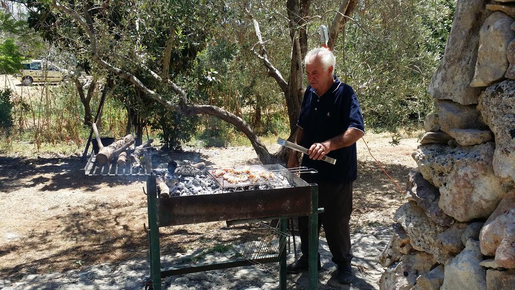 הוילה גאליפולי Agriturismo Tenuta La Siesta מראה חיצוני תמונה