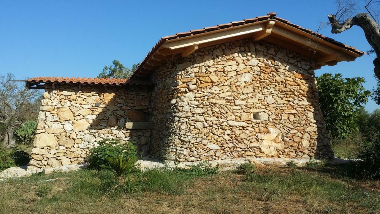 הוילה גאליפולי Agriturismo Tenuta La Siesta מראה חיצוני תמונה