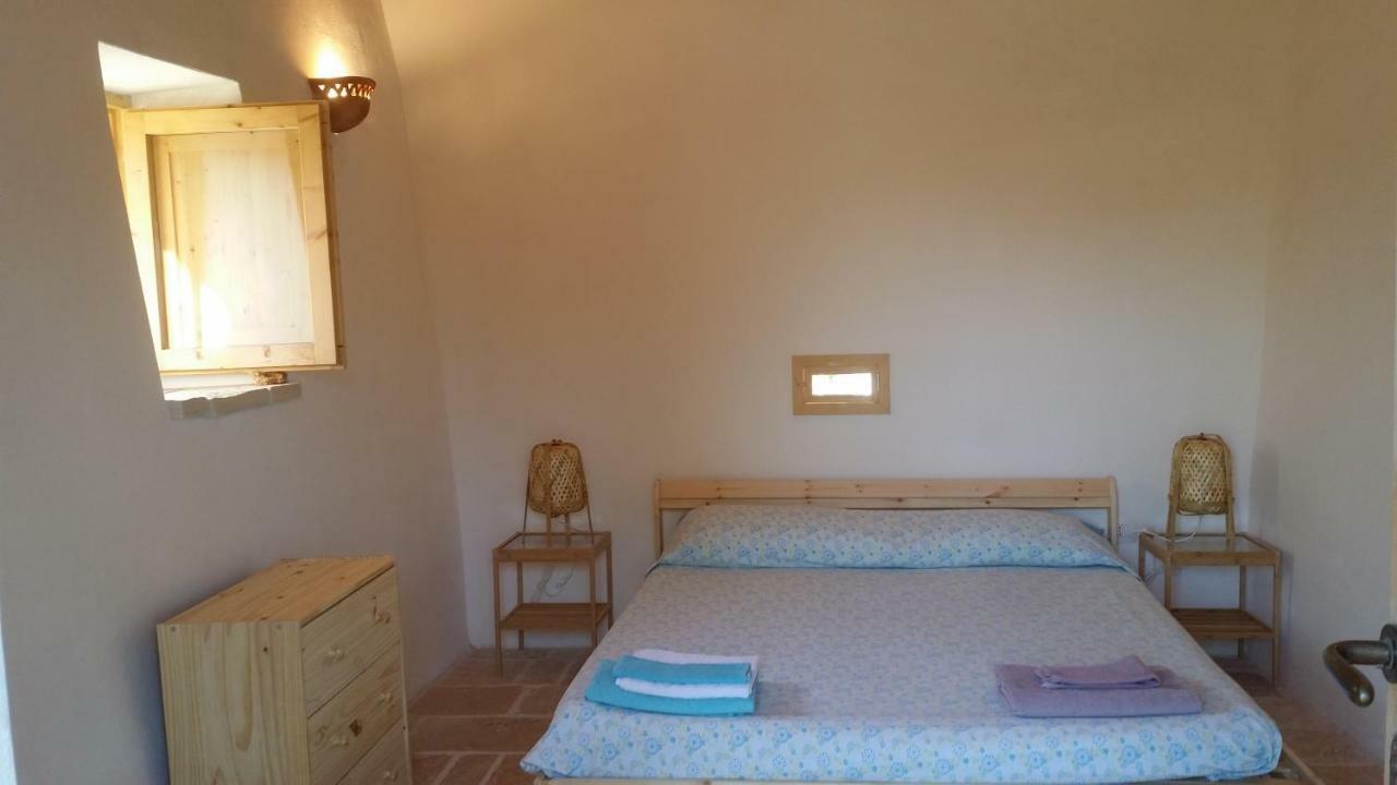 הוילה גאליפולי Agriturismo Tenuta La Siesta מראה חיצוני תמונה